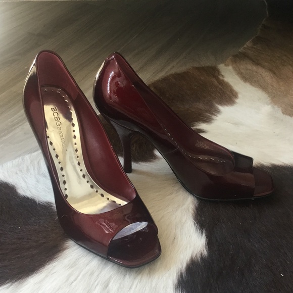 BCBGeneration 7.5 dark red peep toe pumps - Picture 1 of 6